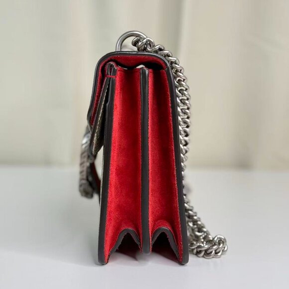 Gucci GG Logo Supreme Medium Dionysus Shoulder Bag with Red Interior - Picture 2 of 8